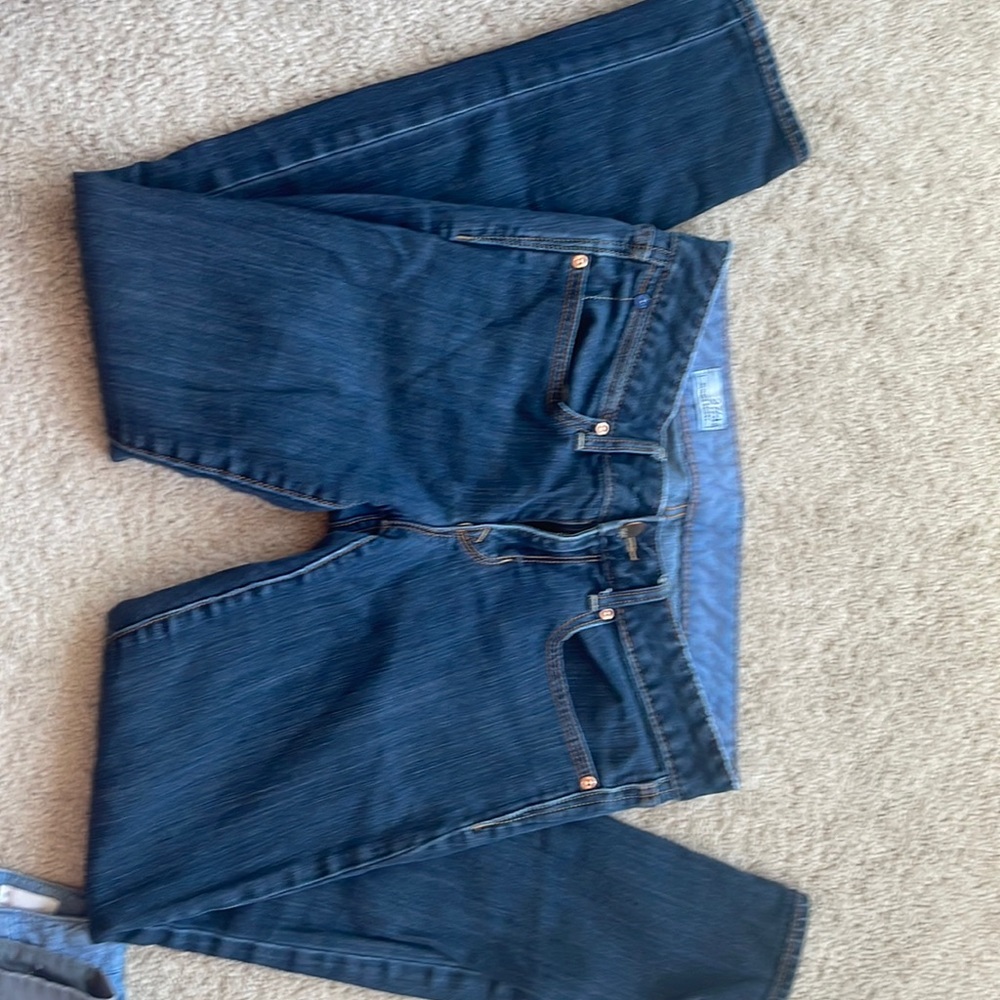 Dark skinny jeans